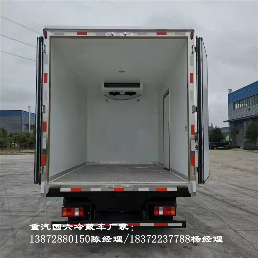 肇庆市福田奥铃大黄蜂国六6.8米高顶双卧冷藏车